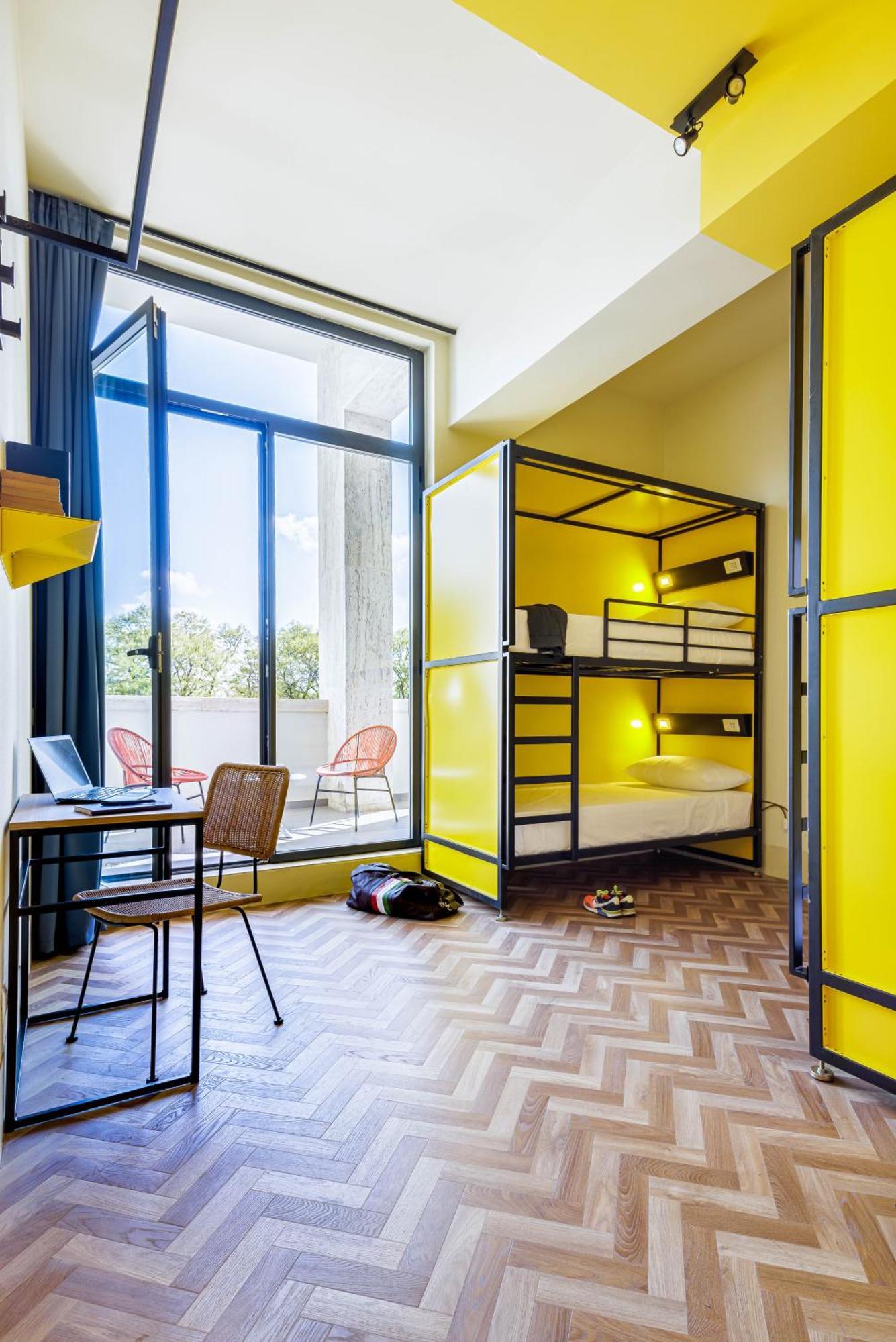 Bed 4-Bed Female Dormitory Room