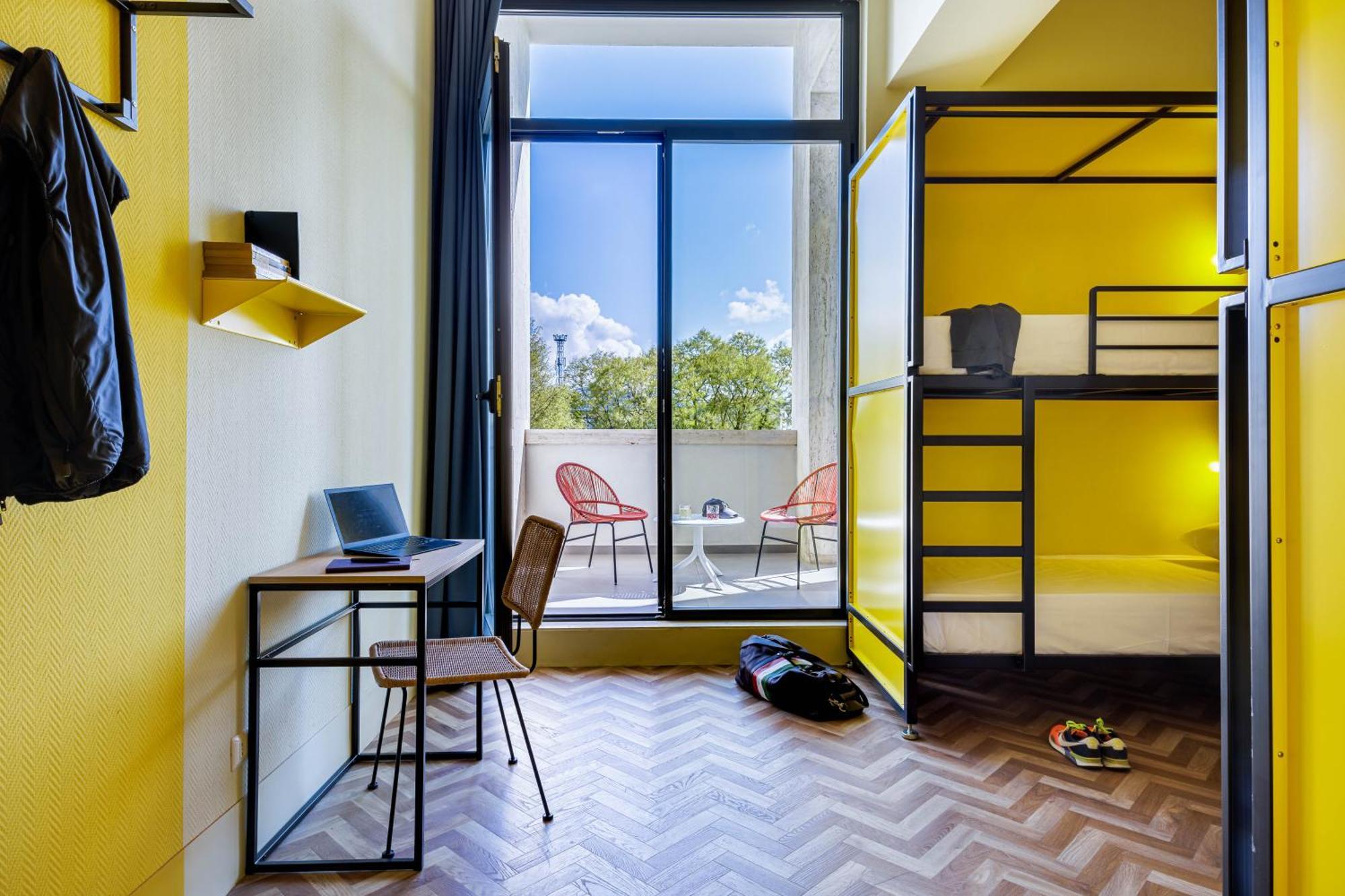 Bed 4-Bed Female Dormitory Room